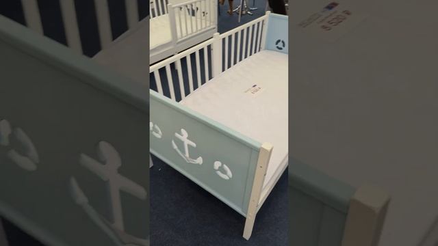 Кроватки и комоды Incanto на выставке МИР ДЕТСТВА 2022 магазин DKS смотреть онлайн