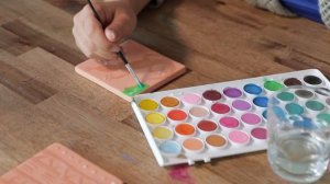 How to create a Batik Style Ceramic Tile using Cold Wax and Watercolour paint