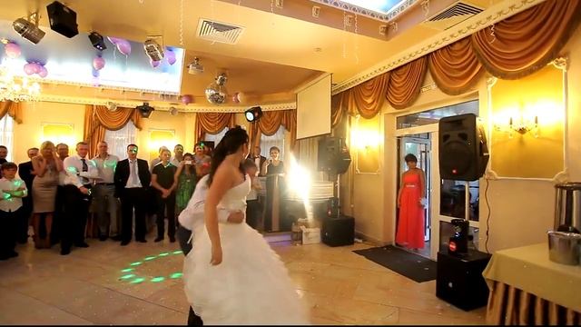 Романтичный свадебный танец "Je T`aime"  Лена Сережа