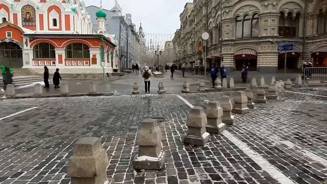 Едем на Красную площадь смотреть онлайн