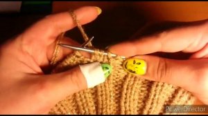 Манишка женская . Часть 2 . Переход с горловины на плечики .