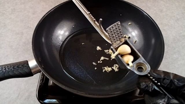 КОРЕЙСКИЙ КАРТОФЕЛЬНЫЙ САЛАТ КАМДИ-ЧА С МЯСОМ! Вкуснейший корейский салат к столу