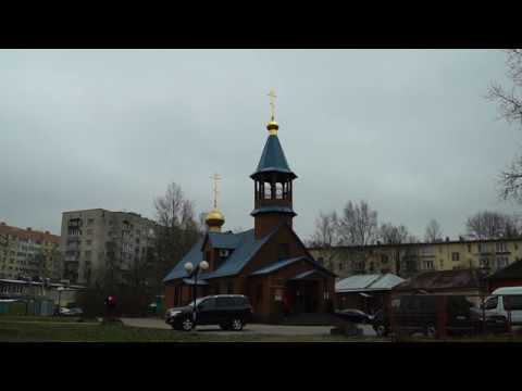 Божественная литургия в храме святителя Петра в Ульянке