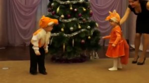 Танец Лисят. Очень талантливые дети!!!!!!