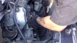 Замена вискомуфты Mercedes m112, срезаем гайку.(Fan clutch replace w202 m112, cut off the nut)