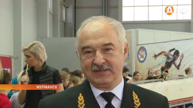 Юные короли и королевы лёгкой атлетики боролись за победу смотреть онлайн