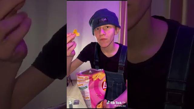 супер хороший строитель который быстро и хорошо сделает что угодно называется чурка рукожоп смотреть онлайн