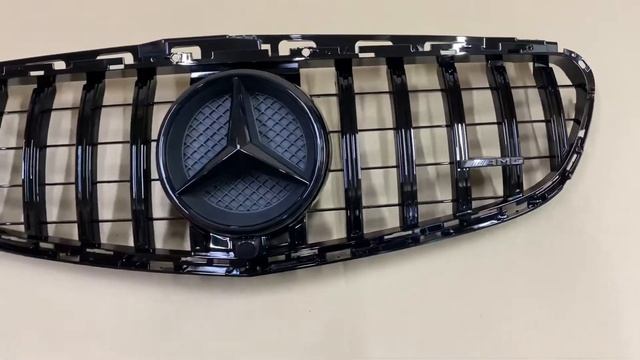 Решетка радиатора Mercedes E-class W212 рестайлинг AMG стиль GT черная с звездой смотреть онлайн