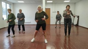Танцуют все! Пенсионеры .