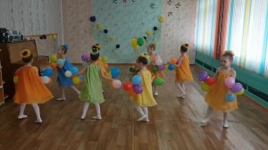 Нежный танец в детском саду  "Шарики воздушные"