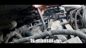 Замена свечей зажигания Форд Фокус 3