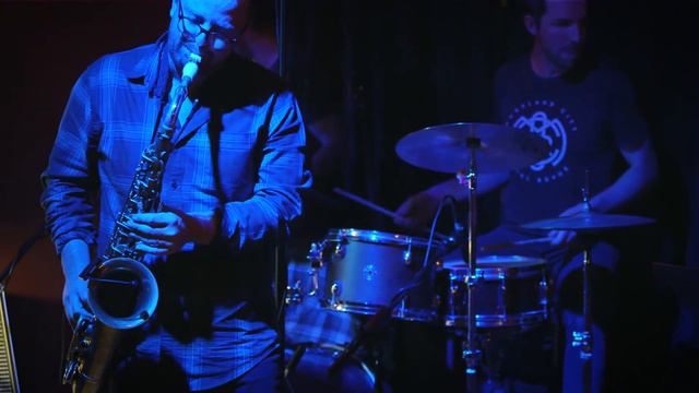 Julian Banks Quartet 2021 смотреть онлайн