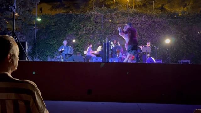 Astor Piazzolla - Verano porteno | Promart Tango Quintet | Yanina Quinones & Neri Piliu смотреть онлайн