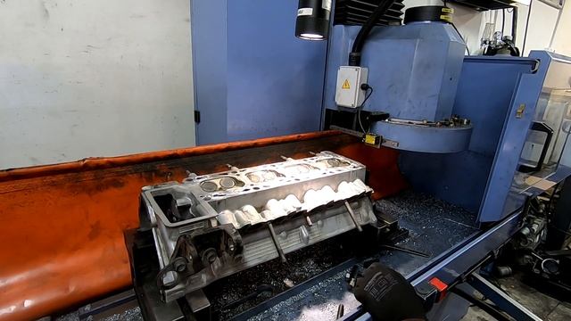 ЗМЗ 406 сварка аргоном фрезеровка плоскостей кривых ГБЦ смотреть онлайн