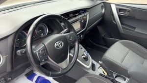 Toyota Auris 1,8 Hybrid