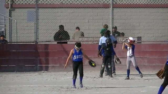 Carmel Mavericks-Blue vs. Salinas Wildcats - 2nd Top смотреть онлайн