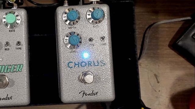 Fender Hammertone Chorus Pedal Demo - No Talking смотреть онлайн