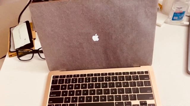 Apple M1 MacBook Air Unboxing in Telugu || Telugu US Diaries || SKU смотреть онлайн