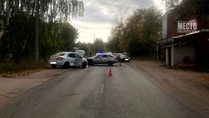 Лада лежит на боку. ДТП на дороге Слободской - Нагорск