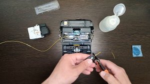 Монтаж FC Splice-On коннектора на волокно 900мкм с помощью Ilsintech SWIFT КF4 с HS-900 и HF4-SC/FC