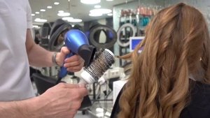 укладка волос брашингом