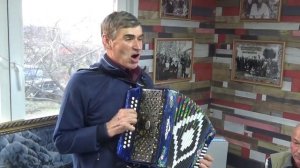 У Крылова на пруду