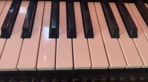 Маленькой ёлочке, соль мажор (G)