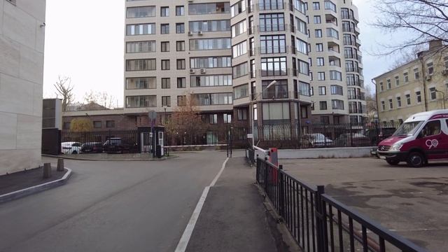 Цветной бульвар: от парадного бульвара к современности
