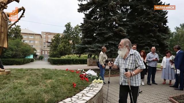 Памятник тем, кто на передовой. Был... смотреть онлайн