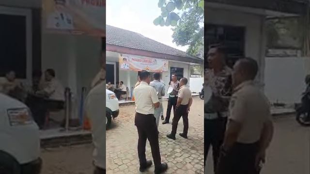 Birokrat Indonesia sedang live sekarang! Launching Mobil Samsat Keliling Kota Metro