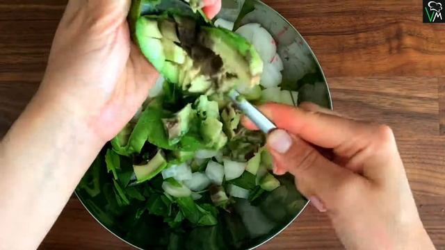 САЛАТ ИЗ КУКУРУЗЫ И РЕДИСА