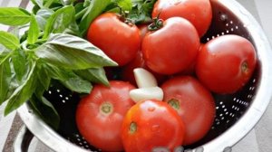 Томатный соус с базиликом