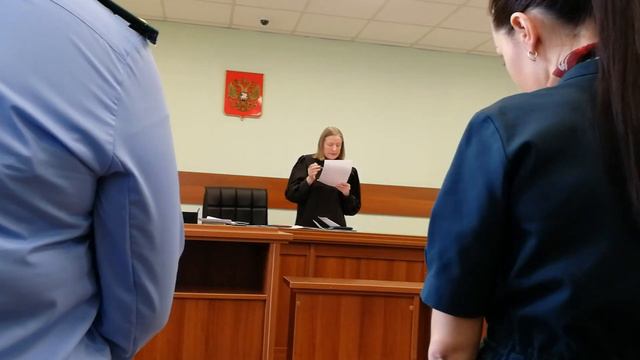 Судья отказывается прекращать дело о лишении мандата Ивана Серебрякова
