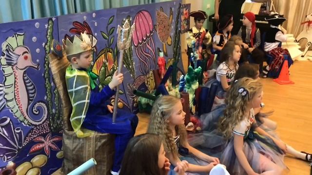 Новый год в подводном царстве. Старшая и подготовительная группы смотреть онлайн