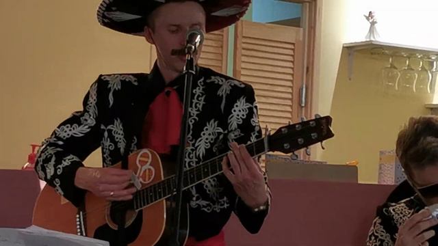 Chili Sanchos Trio - Despacito (Luis Fonsi ft. Daddy Yankee cover) смотреть онлайн