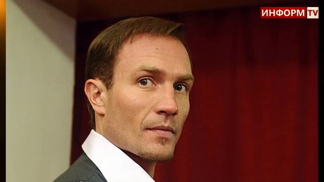 "Уже почернели ноги... Молитвы не помогают..." Последние данные о состоянии Романа Костомарова смотреть онлайн