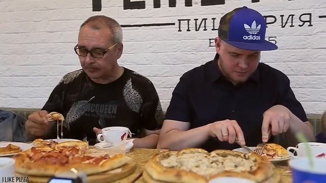 Пицца с Юриями Черепановыми
