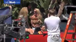Pretty Girls Бритни Спирс и Игги Азалия на съемках совместного клипа - 2 файл -  9 апреля 2015