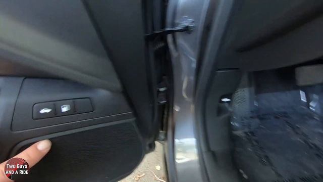 Honda Clarity Plug-In Hybrid Review смотреть онлайн