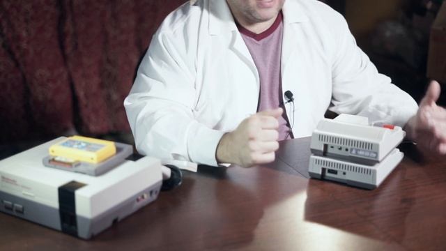 Обзор NES 2 и сравнение с Av Famicom смотреть онлайн
