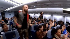 voXXclub Flashmob an Bord von Condor | Condor
