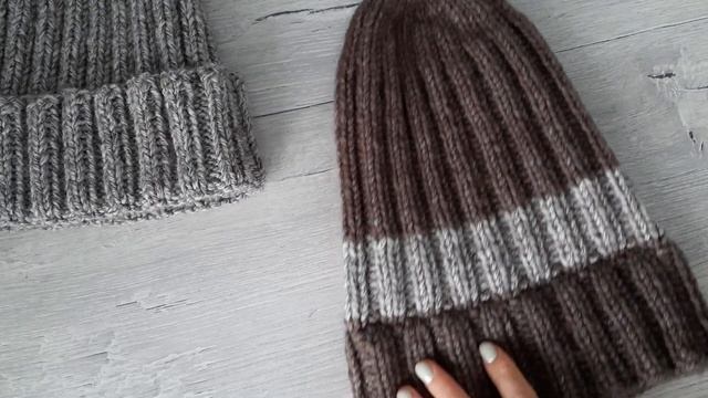 История двух шапок// шапки из Alize superlana maxi // Описание. смотреть онлайн