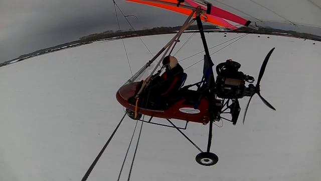 Дельталет с аэродинамическим управлением крыла по крену.Фиксация по крену смотреть онлайн