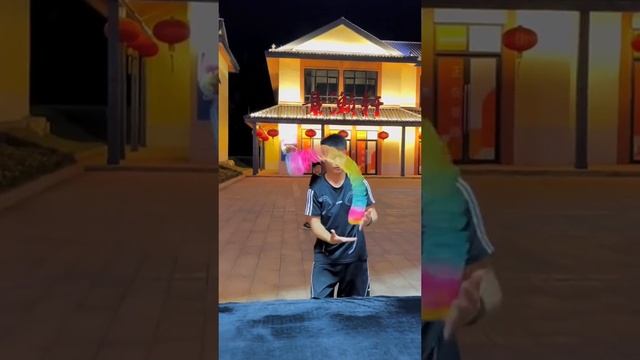 Мастер по даннлированию пружинкой!