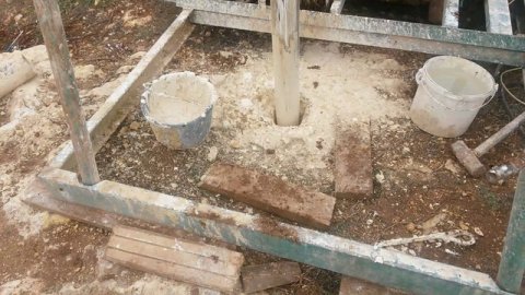 Бурение скважин,бурение ударно канатным методом скала...