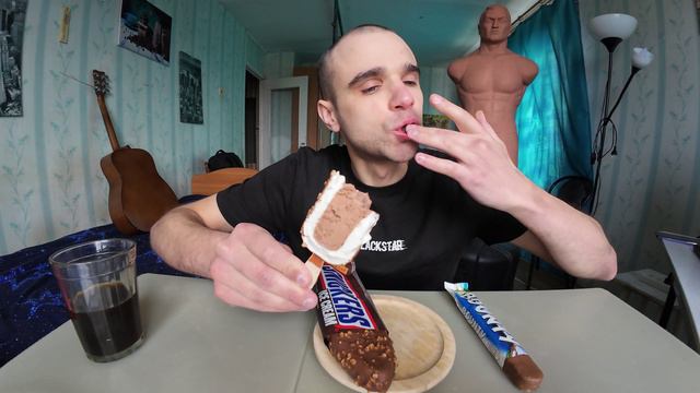 МУКБАНГ НАРЕЗКИ ЛУЧШЕЕ - ВЫПЕЧКА / ПИЦЦА / МОРОЖЕНОЕ / ШОКОЛАД Bounty / MUKBANG АСМР 17. 09. 2024