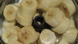 Десерт из замороженных бананов