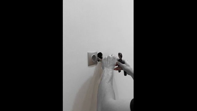 Пайка кабеля для  силовой розетки. Надо ли?