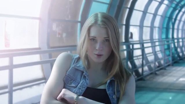 Девушки в лосинах танцуют смотреть онлайн