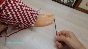 ПРАЗДНИЧНЫЕ САПОЖКИ ЛЕНИВЫМ ЖАККАРДОМ НА 2 СПИЦАХ.